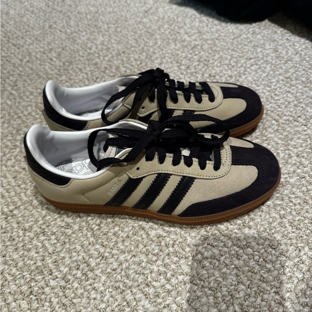 Adidas sambas. Never worn